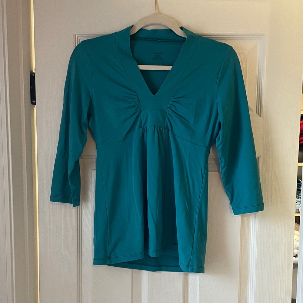 Patagonia Teal V-Neck Women's 3/4 Sleeve Top